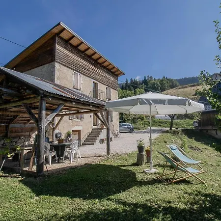 Au Milieu Des Alpages Appartamento Le Châtelard
