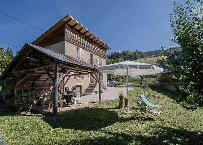 Au Milieu Des Alpages Apartamento Le Châtelard